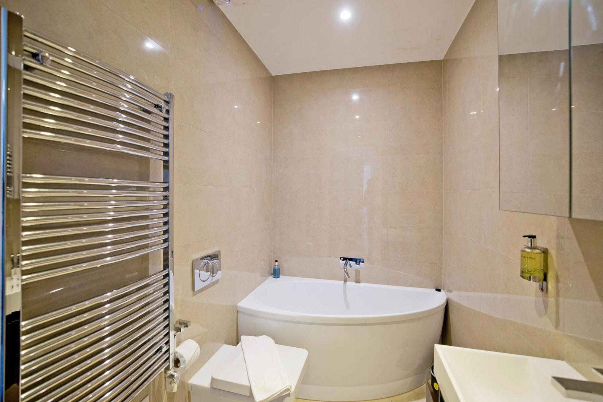 Imperial Liverpool Street Apartments London Bagian luar foto