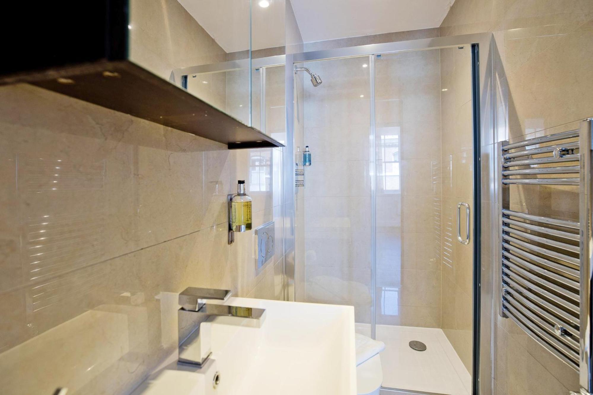 Imperial Liverpool Street Apartments London Bagian luar foto